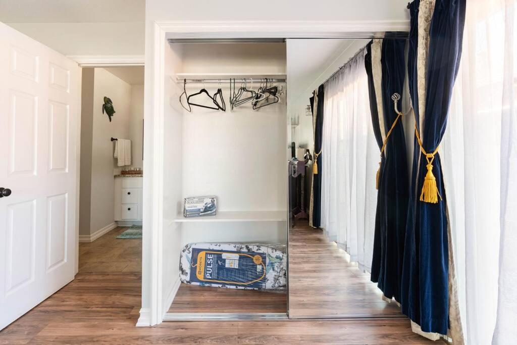 Romantic Coastal Private Room Oxnard Exterior foto